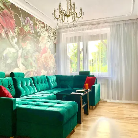 Cracow. Cherubin Garden فيلة